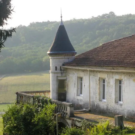 Dignac Chateau Sleeps 10 Pool Wifi