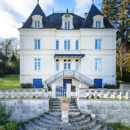 Dignac Chateau Sleeps 10 Pool Wifi Dirac